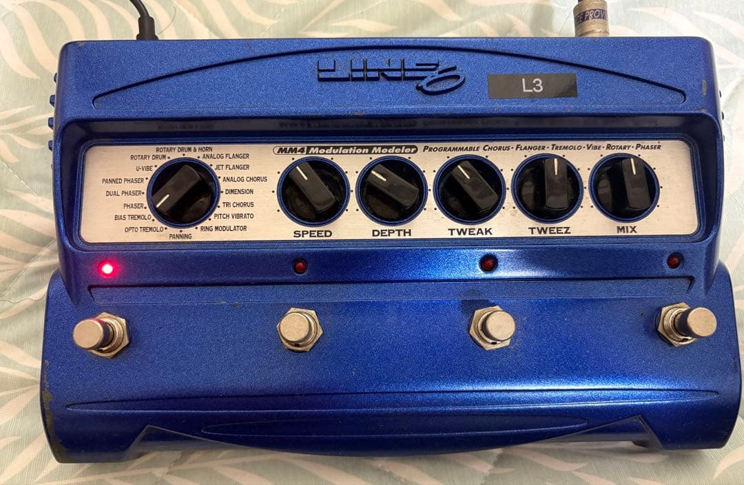 LINE６ MM4 Modulation Modeler＋エフェクターケース