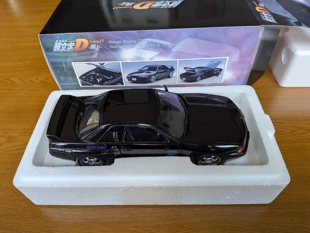 AUTOart NISSAN SKYLINE GT-R （R-32）1/18