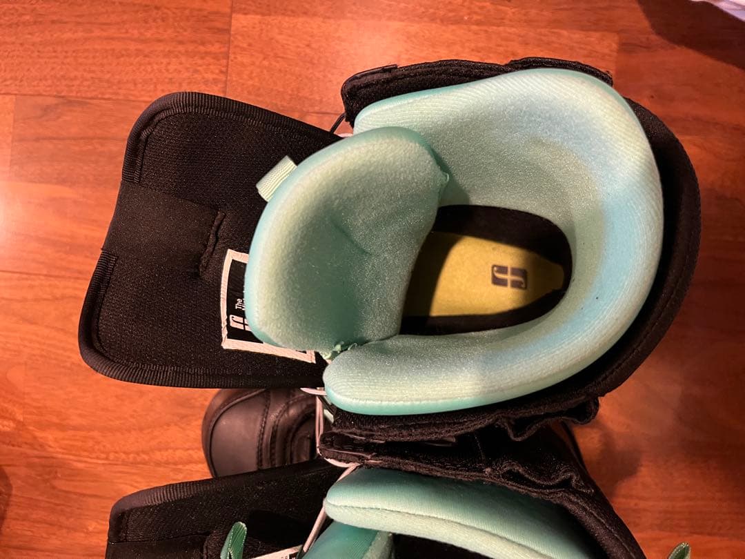 FORUM HIGH SPEED スノーボードブーツ