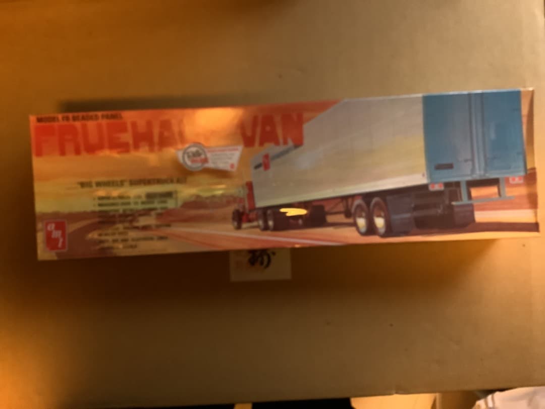 AMT　フルハーフ　1/25　牽引車輛トラクターは付きません