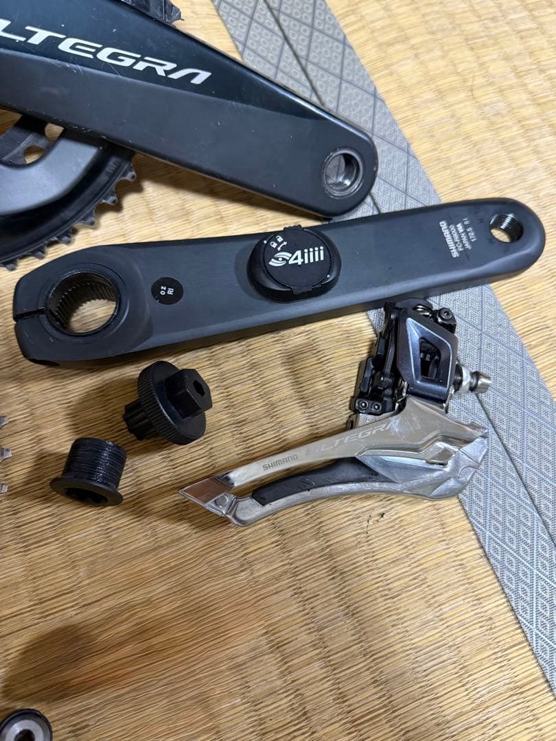 破格‼️アルテグラ8000系コンポセット　ハンドル、マウント、フロントライト付き