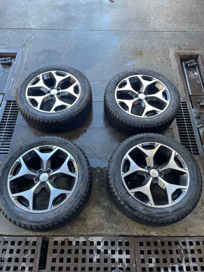 フォレスター純正18インチスタッドレスタイヤホイール4本セット225/55R18