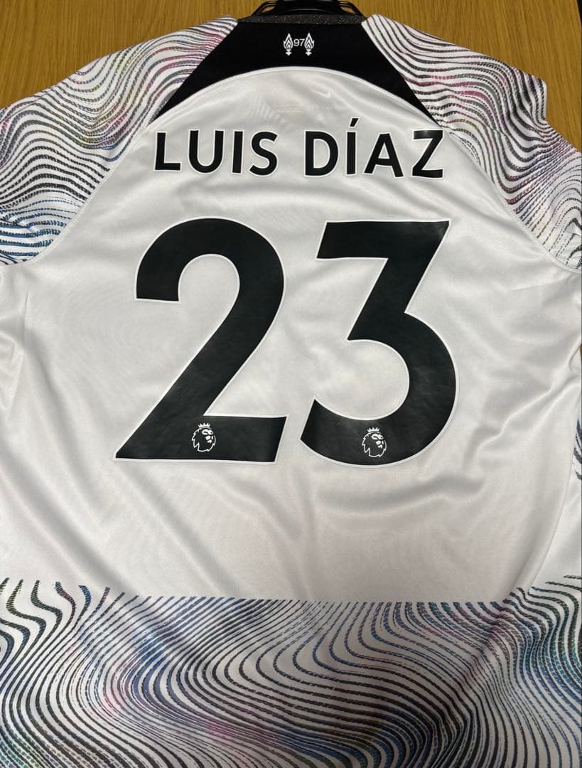 リヴァプール　ルイス・ディアス　22/23 AWAY ユニフォーム