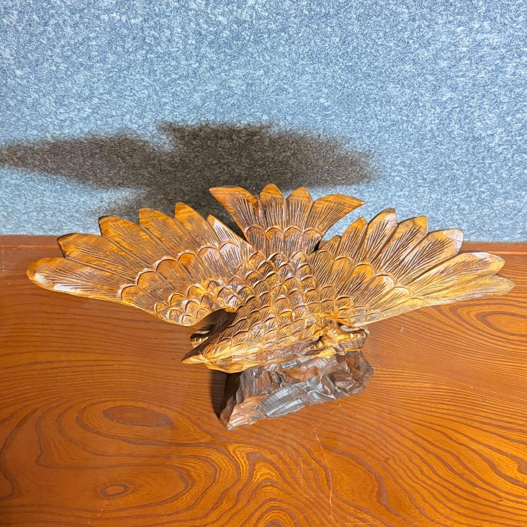 【タカ木彫り／鷹の置き物】縁起もの 木製 置物 レトロ インテリア