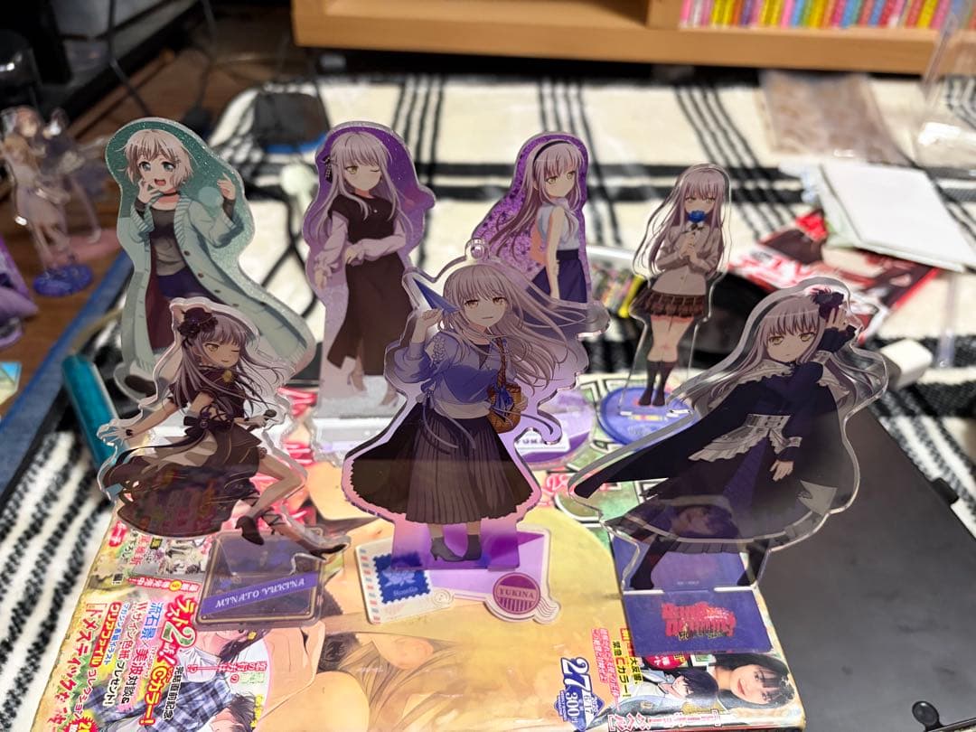 バンドリ アクリルスタンド まとめ売り