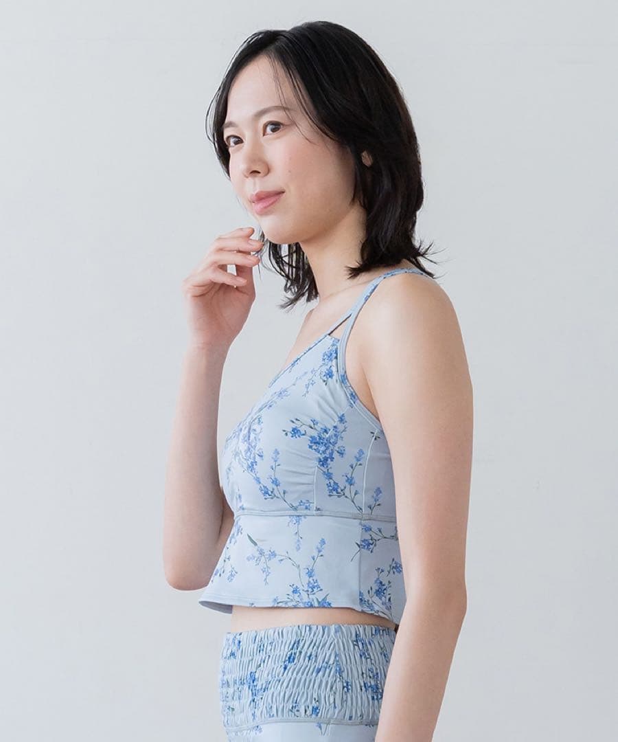 新品タグ付き　SUKALAスプリングフラワーフレアブラトップMサイズ 忘れな草