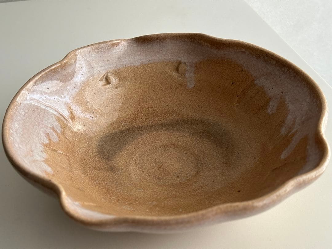 十代 坂高麗左衛門 萩 鉢 雪なだれの剥がれあり