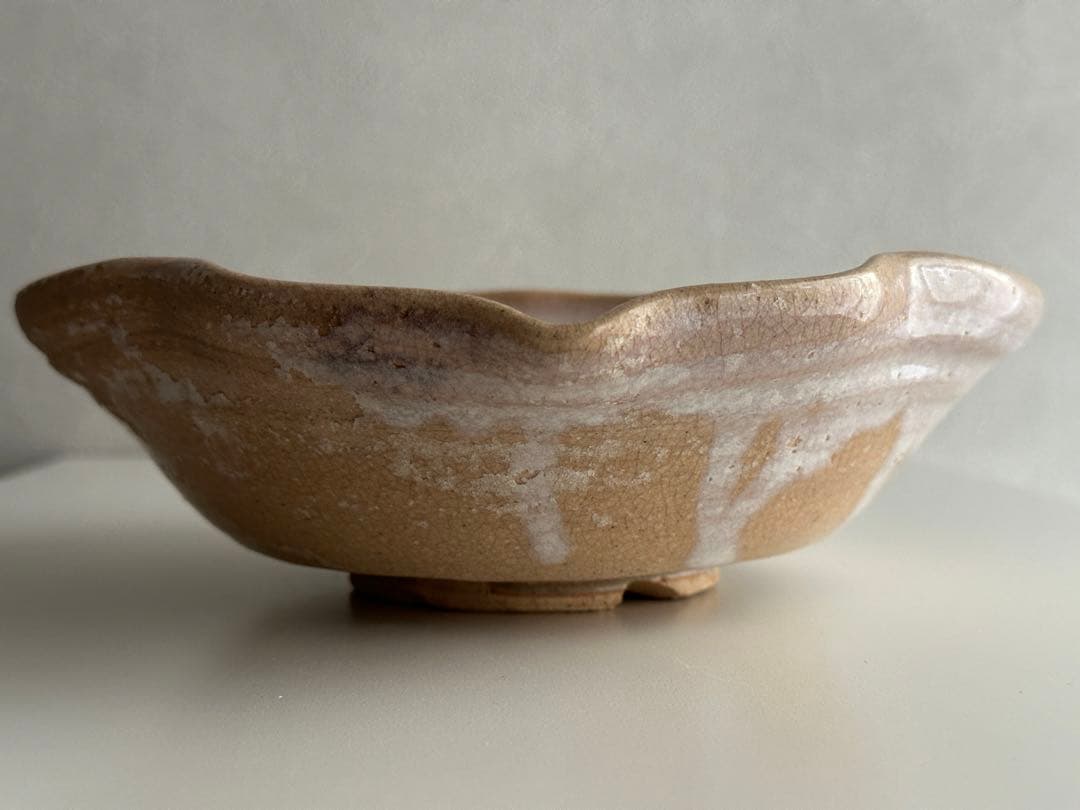 十代 坂高麗左衛門 萩 鉢 雪なだれの剥がれあり