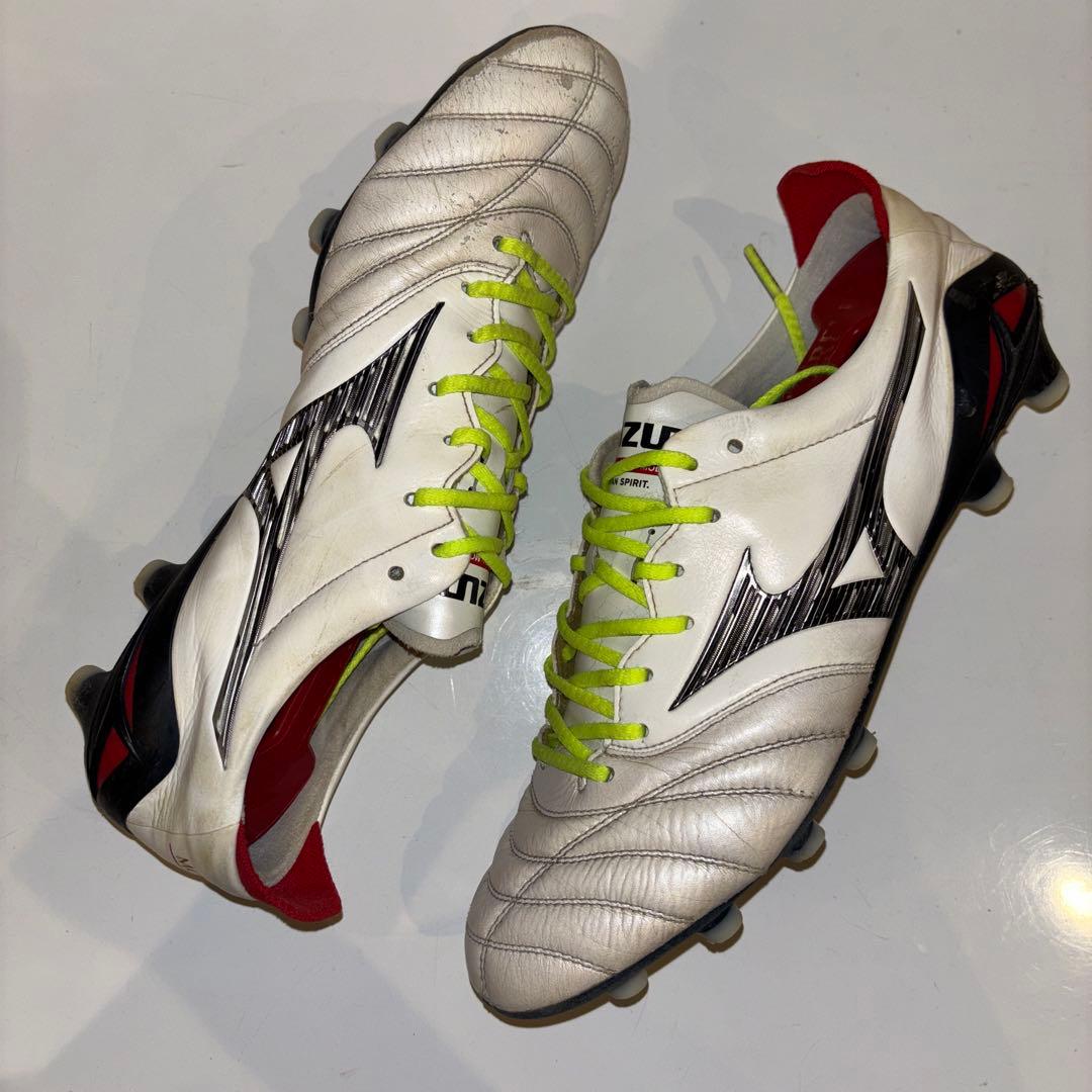 ミズノ　モレリアネオ4