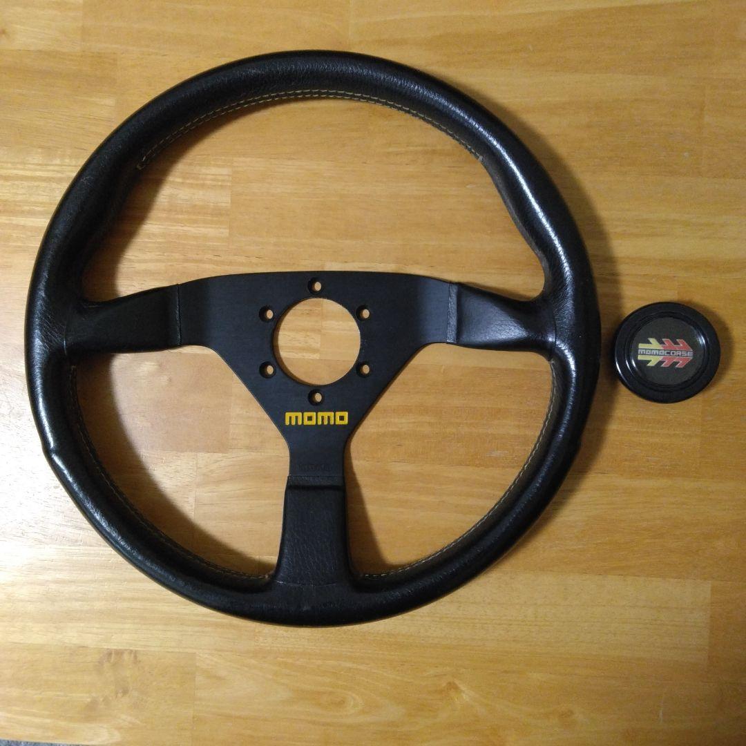 MOMO ステアリング ベローチェレーシング 直径35cm