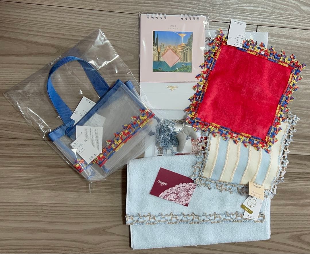 近沢レースの福袋7点セット未使用品です。