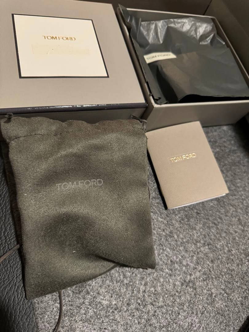 TOM FORD ブラック レザー 名刺入れ