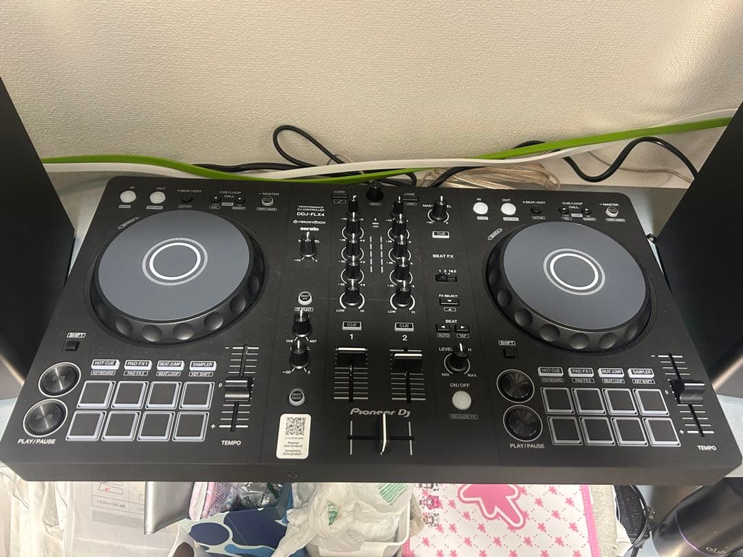 ほぼ新品Pioneer DJ DDJ-FLX4 箱あり 付属品完備 動作確認済み