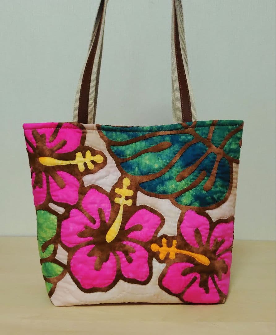 ハンドメイド・ハワイアンキルトバッグ・ハイビスカス・モンステラ