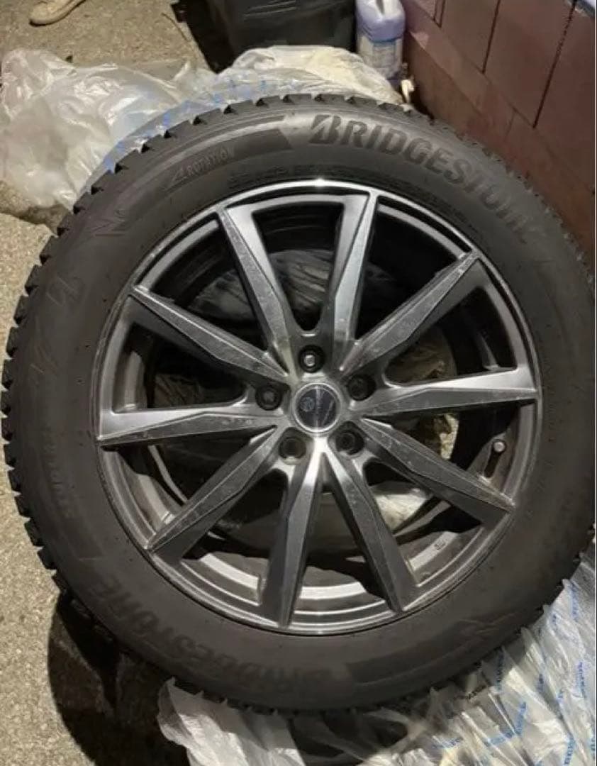深溝　美品　235/55R18 スタッドレス