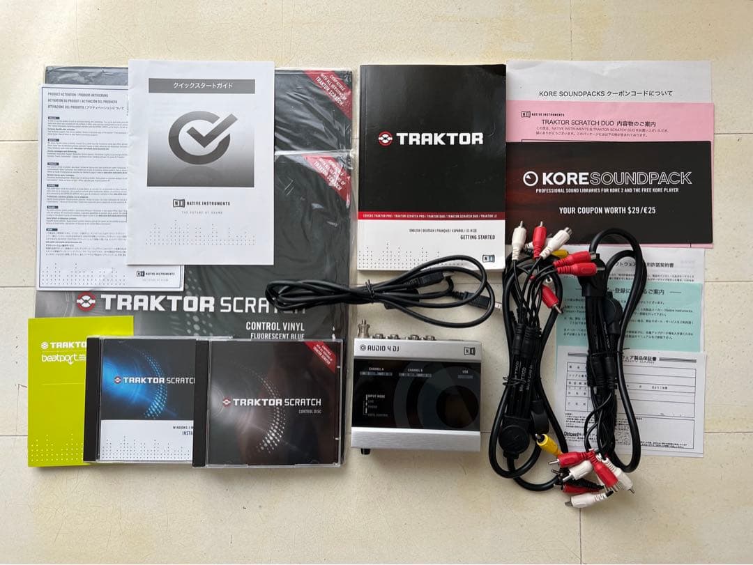 DJ機材 TRAKTOR SCRATCH DUO