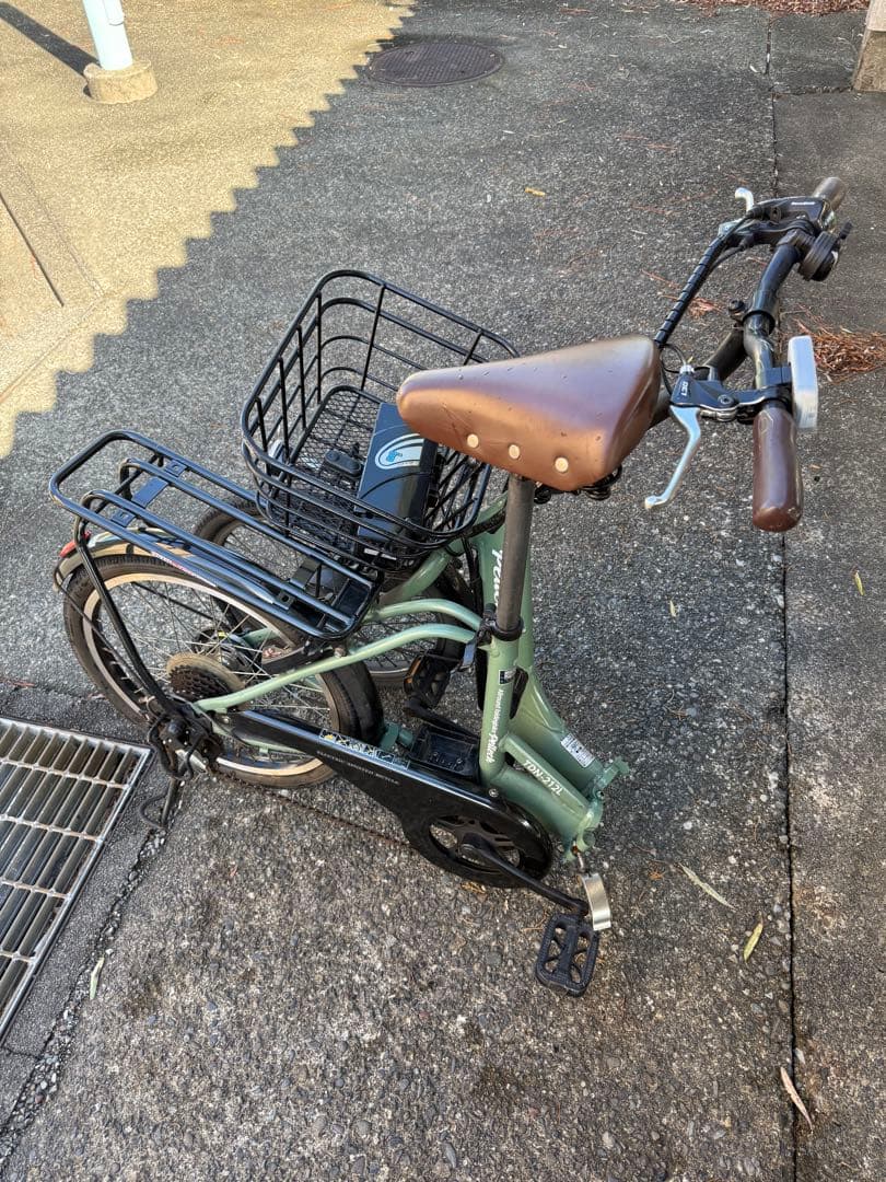 緑色シティタイプ電動アシスト自転車