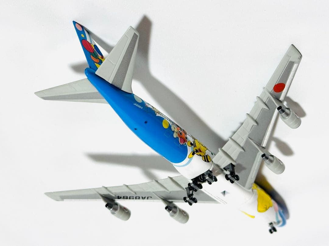 全日空商事 1/500 B747-400 ANAポケモンジェット1999