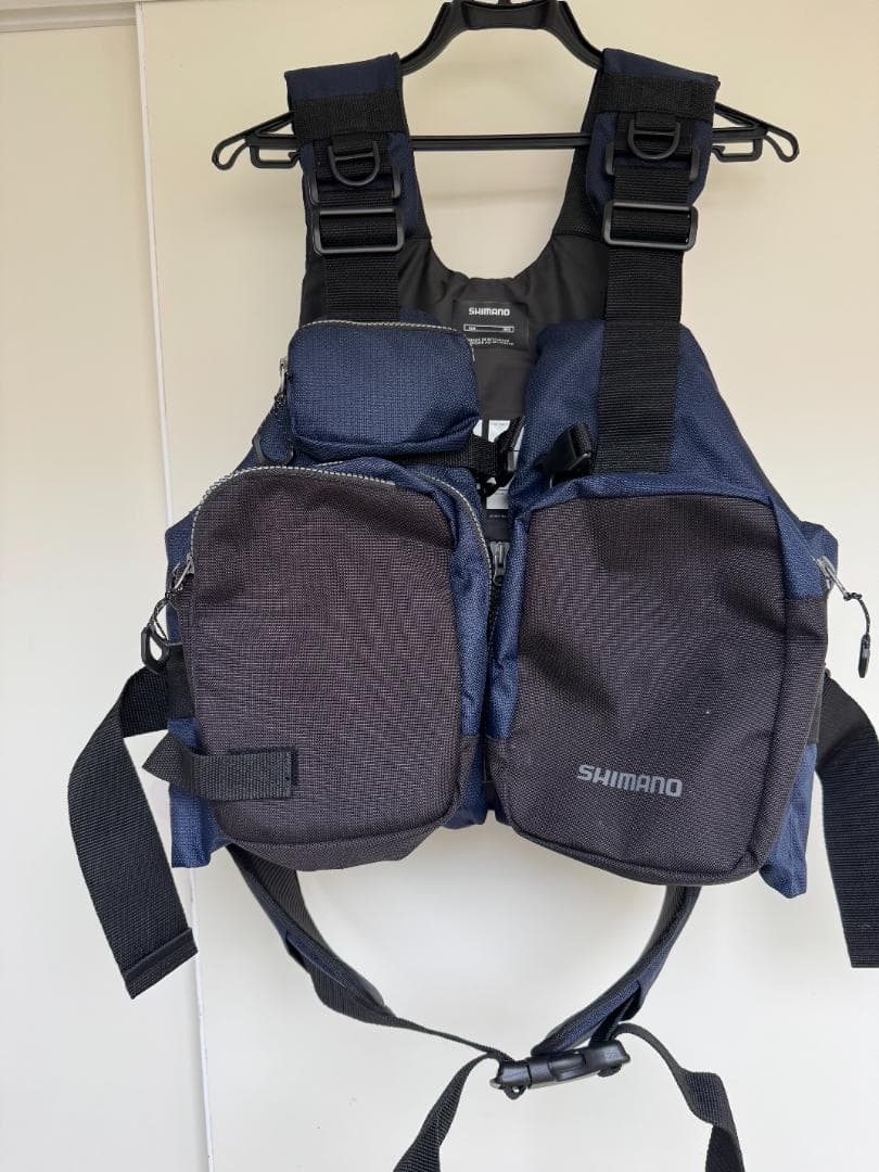 年末年始値下【2回使用】シマノ(SHIMANO) サーフベスト VF-025U