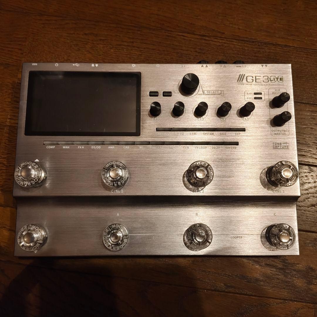 ギター MOOER GE300 lite