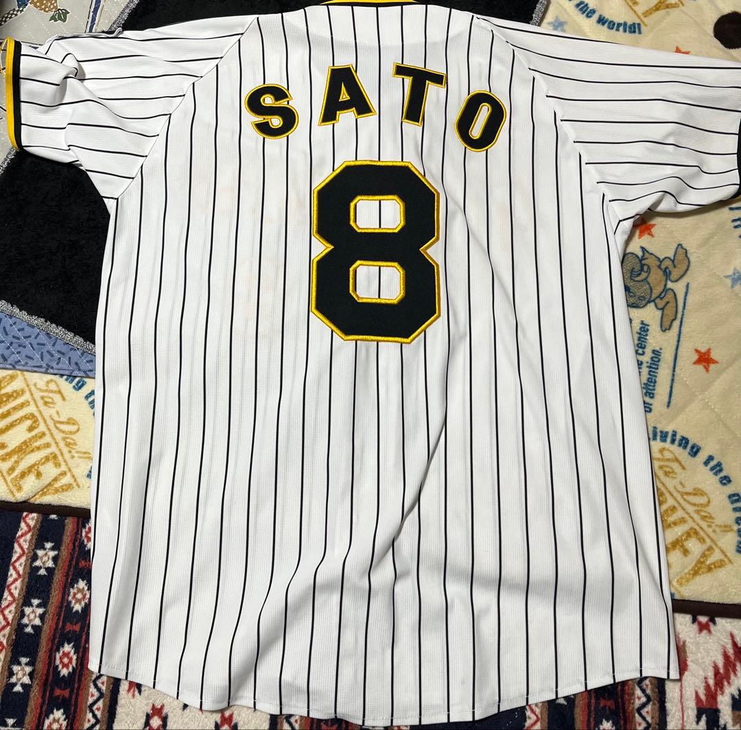 阪神タイガース佐藤輝明選手 ユニフォーム (Lサイズ)