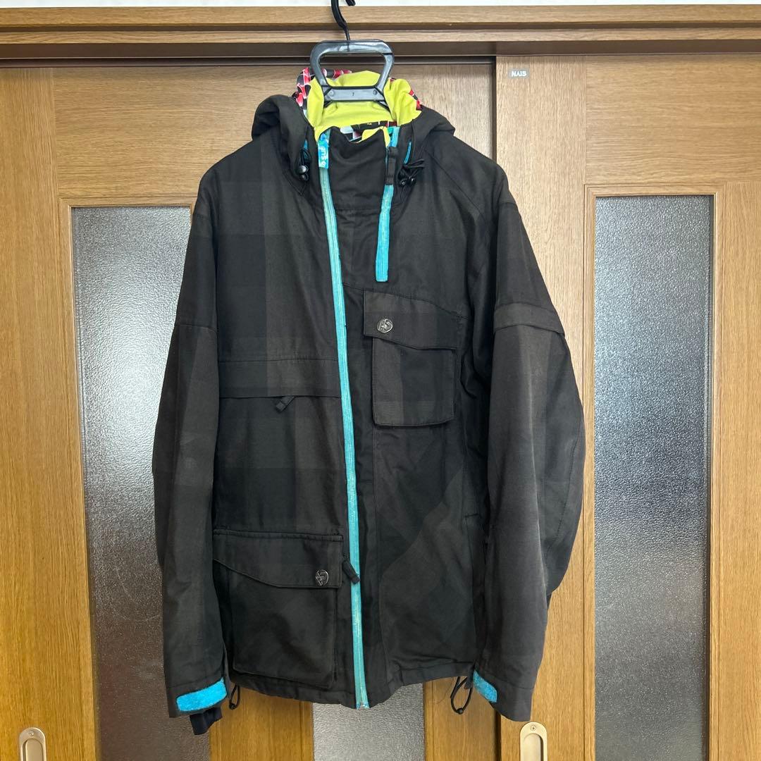 スノーボードウェア　Mサイズ 上:SUB 下:BONFIRE