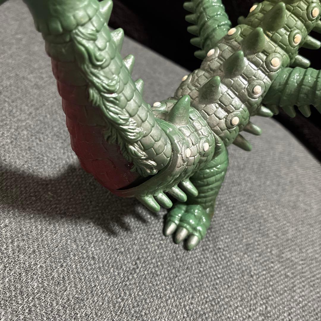 ウルトラマン怪獣フィギュア 21 体 日本製 硬質フィギュア他