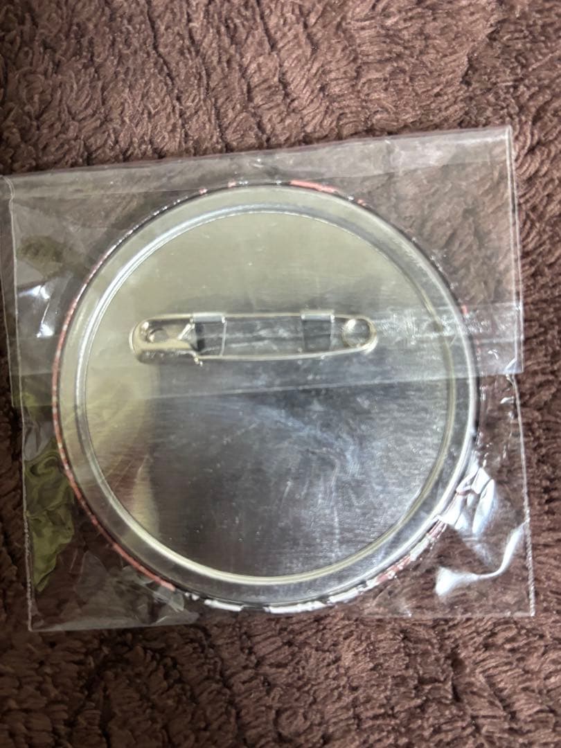 ブルーロック 糸師冴 バレンタイン缶バッジ