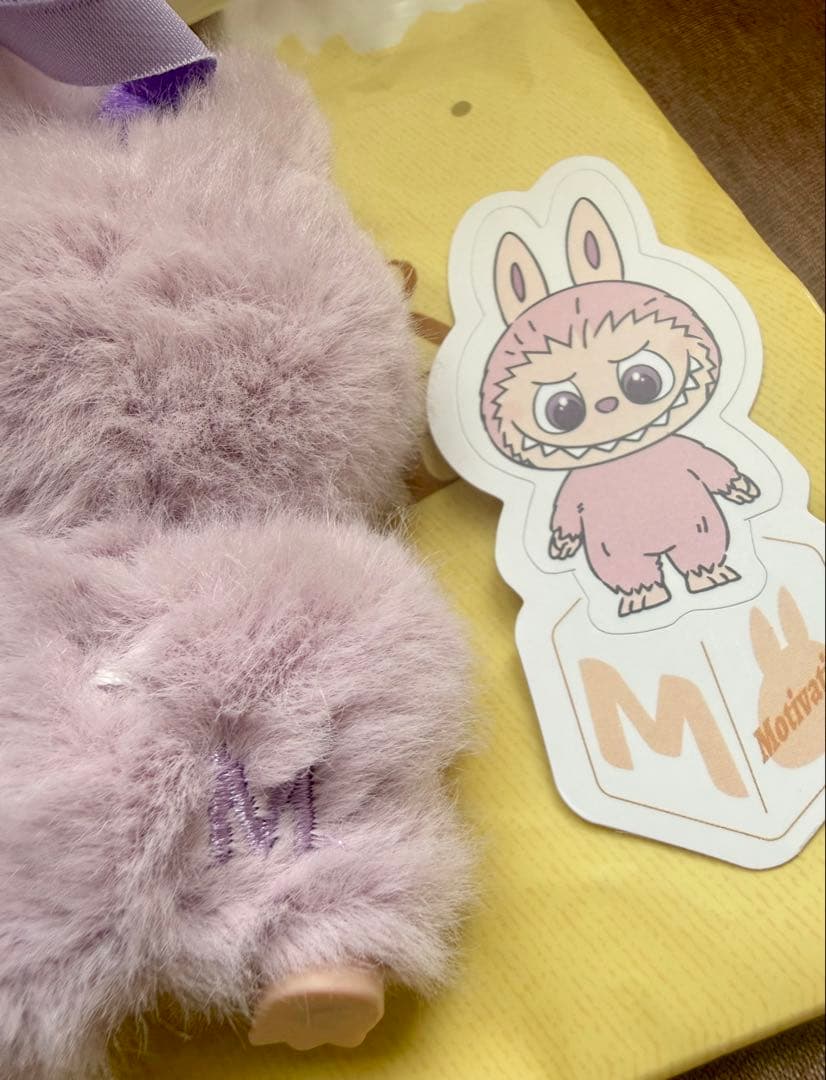 ラブブ PIN FOR LOVE イニシャル 【M】【R】【H】