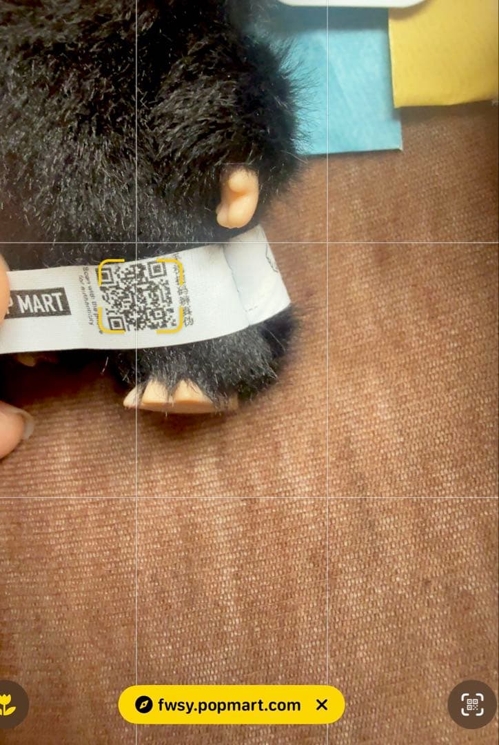 ラブブ PIN FOR LOVE イニシャル 【M】【R】【H】