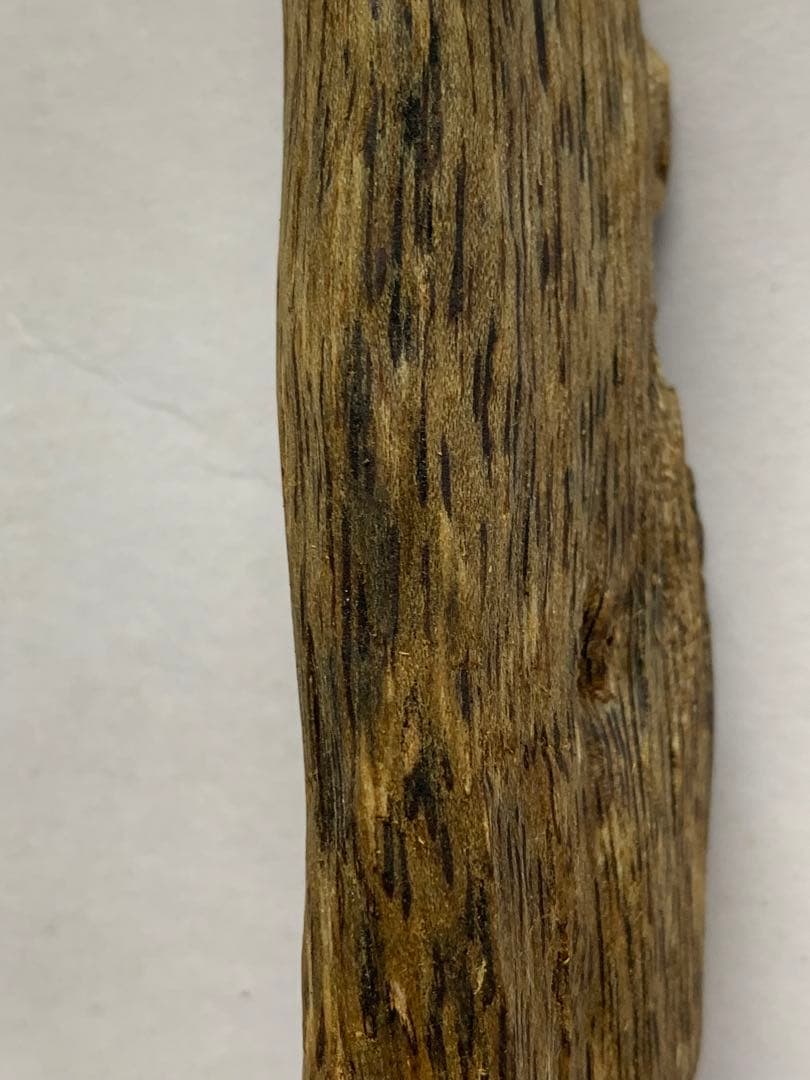 極上緑油伽羅 沈香原木 香木 重さ:37.3g (高ランク本物証明)