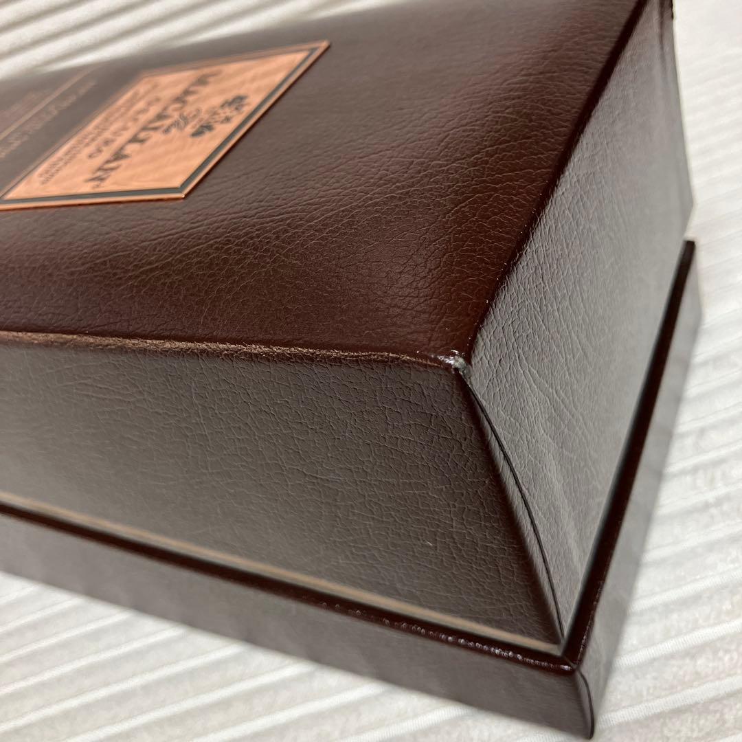 ⭐︎新品未開封⭐︎ザ・マッカラン オスクーロ シングルモルト 700ml