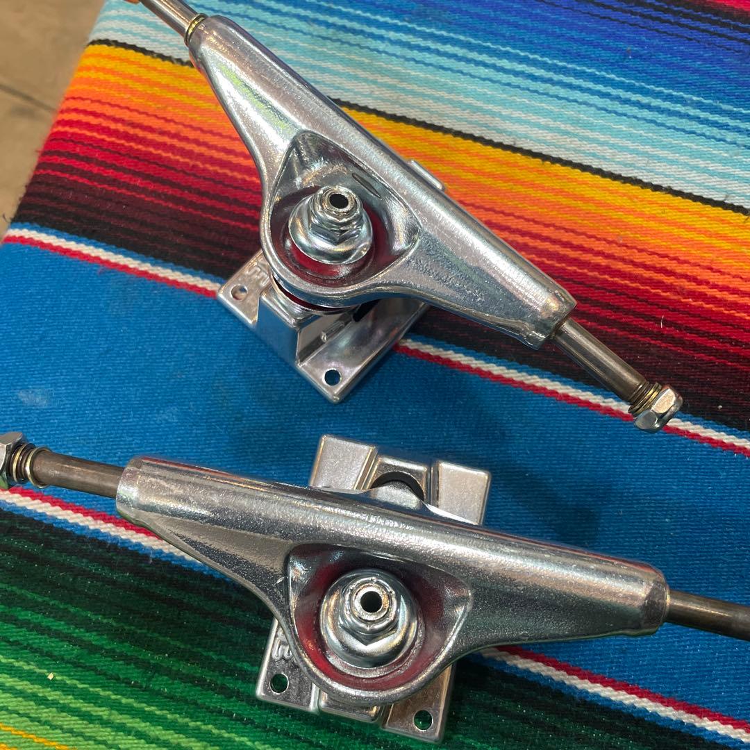 ベンチャーventure スケートボードトラック50L 軽量Vフォロー14500