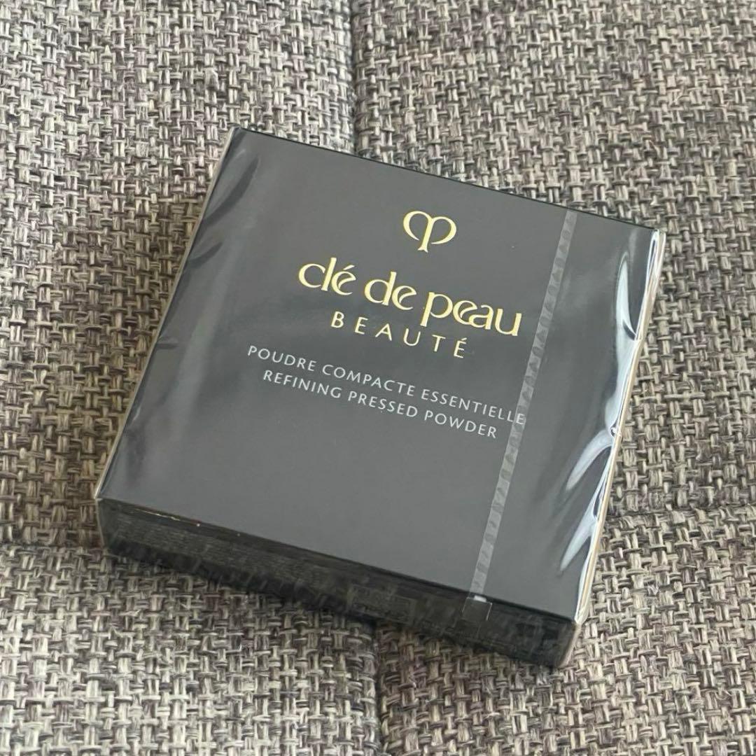 ＊21時迄限定セール＊《新品》クレドポーボーテ プードルコンパクトエサンシエルn