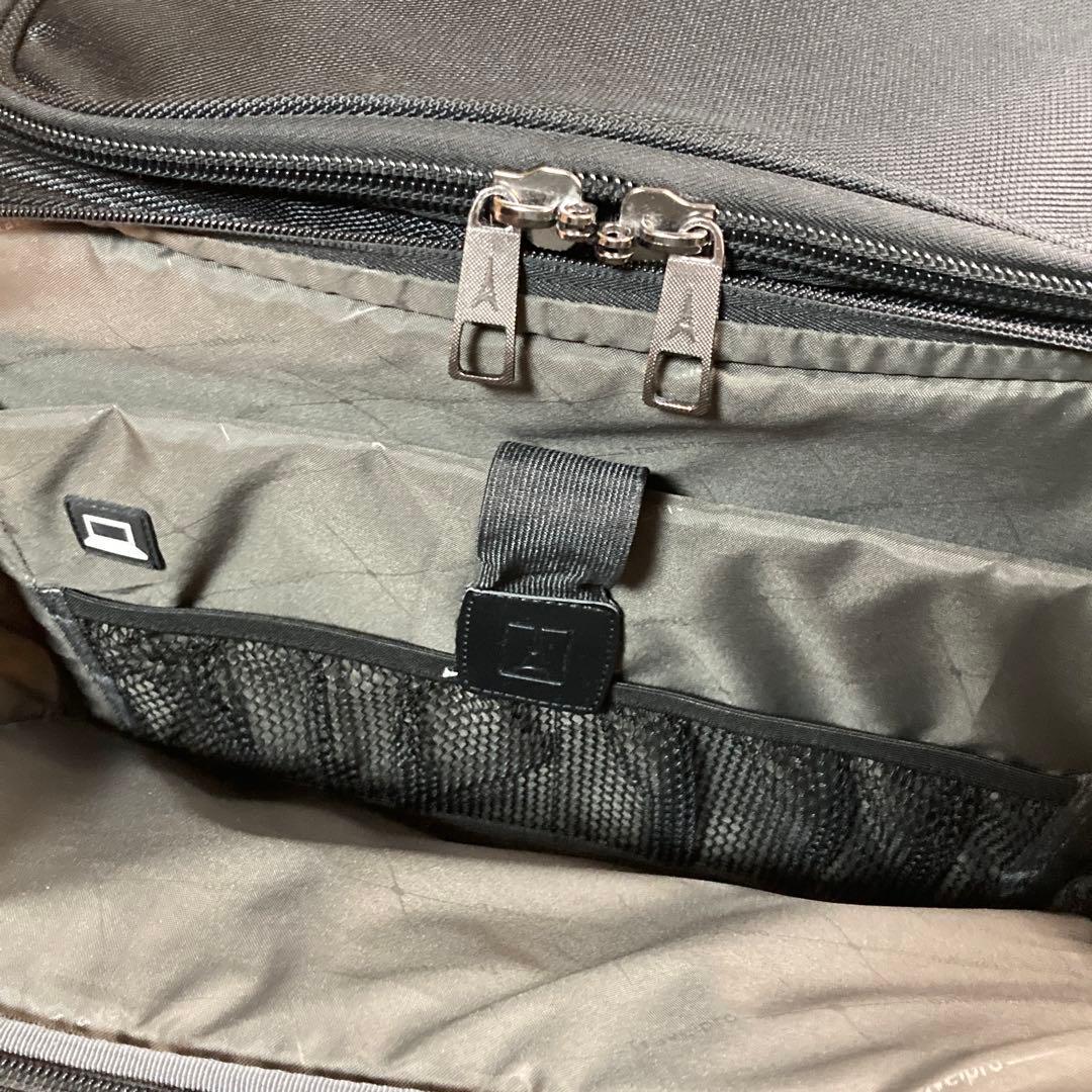 TravelPro FlightCrew 5 Multi-Purpose 黒