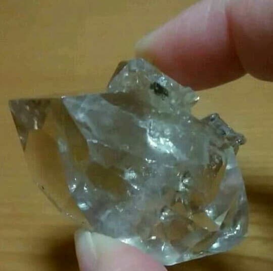 極美レアなハーキマーダイヤモンド群晶約65g