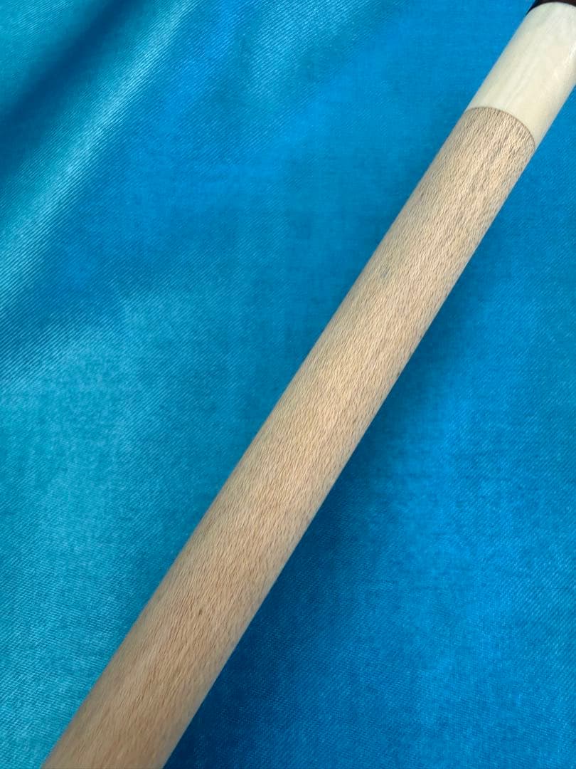 Mezz Hybrid Pro Wavy シャフト ビリヤード　メッヅ