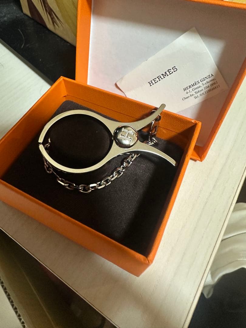 HERMES シルバー チェーン付きキーホルダー