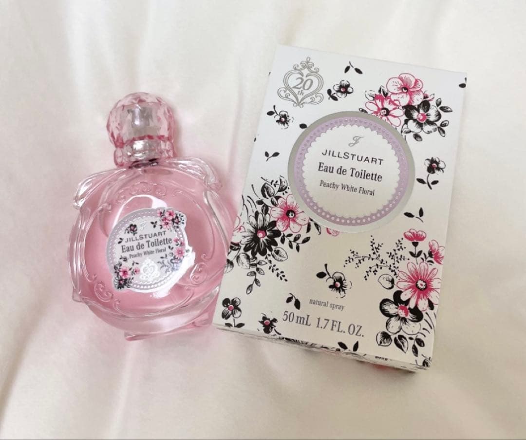 JILLSTUART ジルスチュアート　ピーチホワイトフローラル　オードトワレ