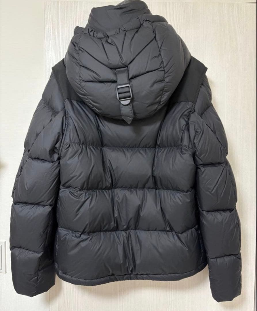 バーバリー LOCKWELL メンズダウンジャケット ブラック