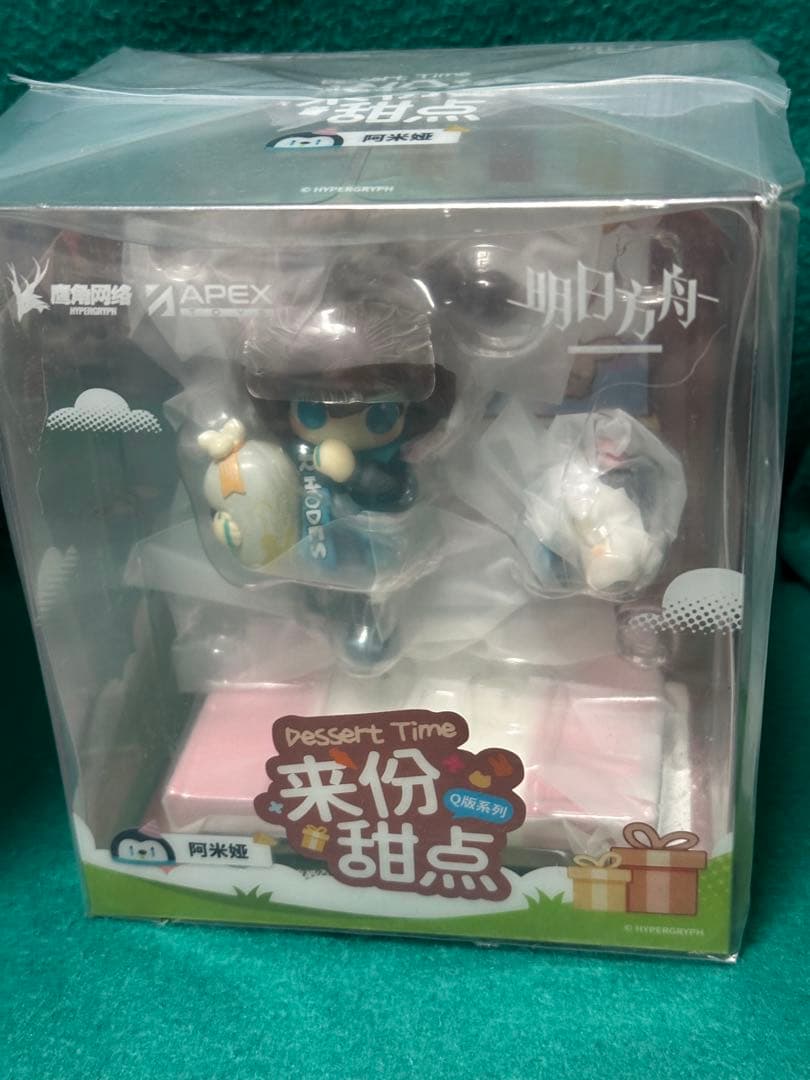 即発送　未開封　新品　アークナイツ　フィギュア　　アーミヤ　＆　テレジア