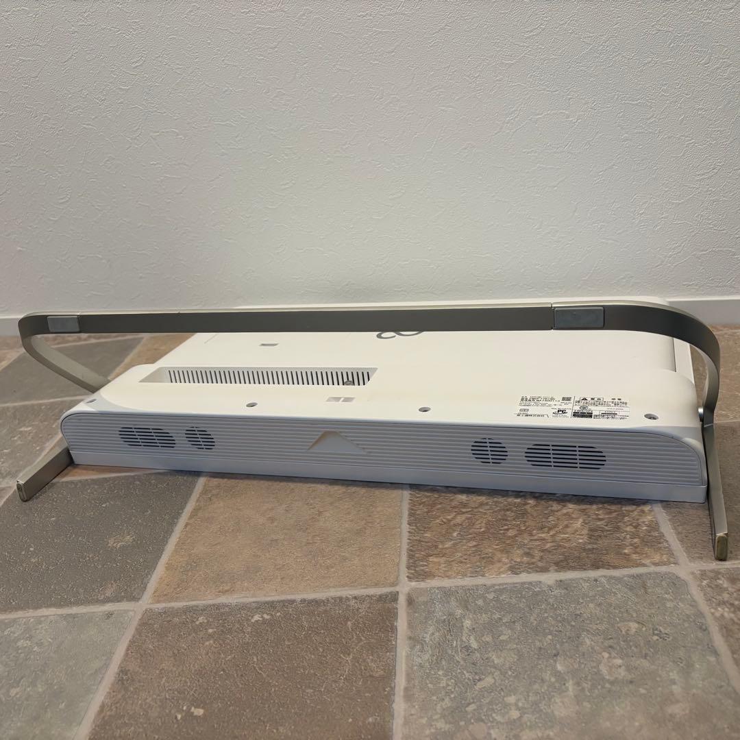 富士通FH77/B1　Core i7-7700　メモリ16GB　SSD480