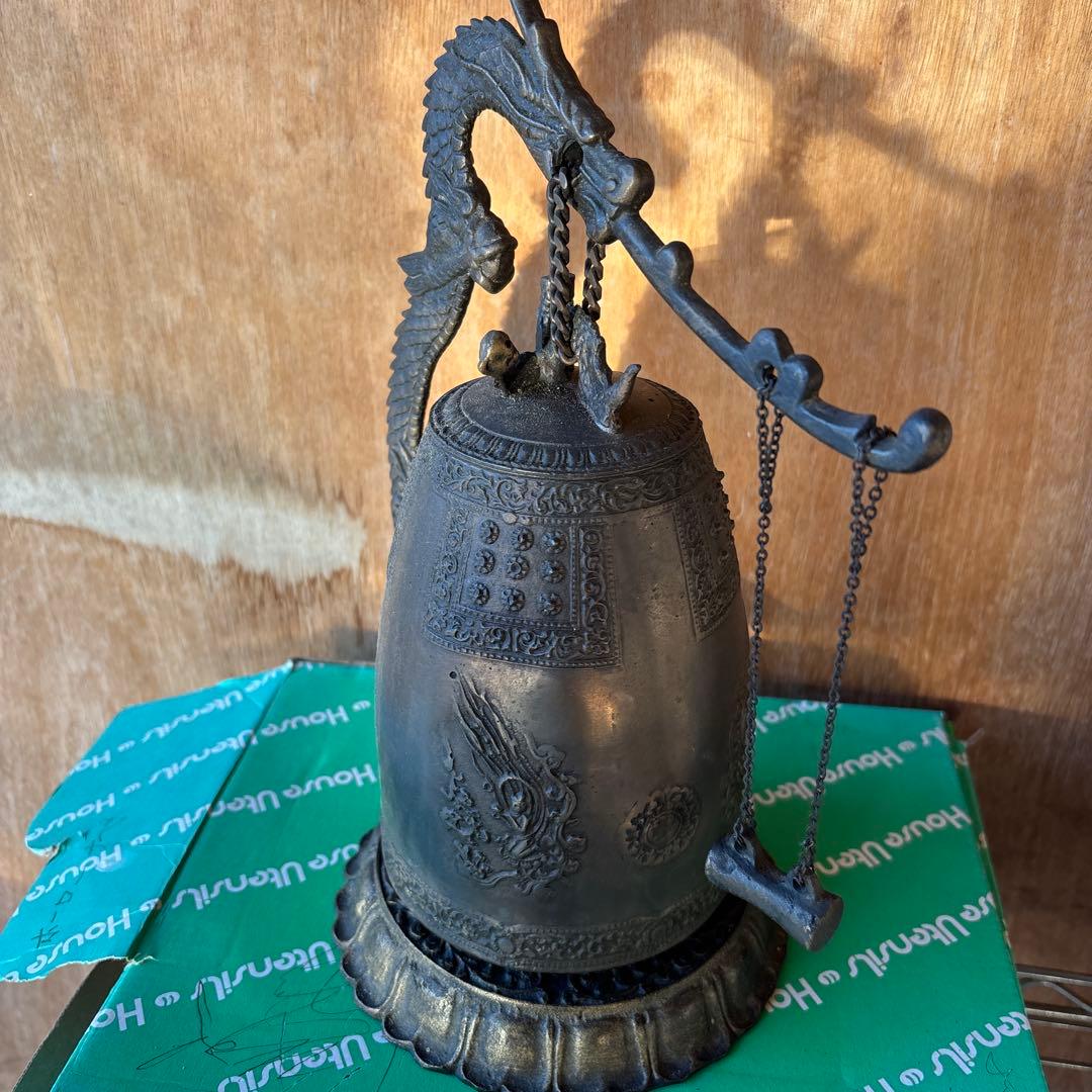 小振りで希少！【茶道具　喚鐘　合図鐘青銅　吊り鐘・E14】★インテリア　美術工芸
