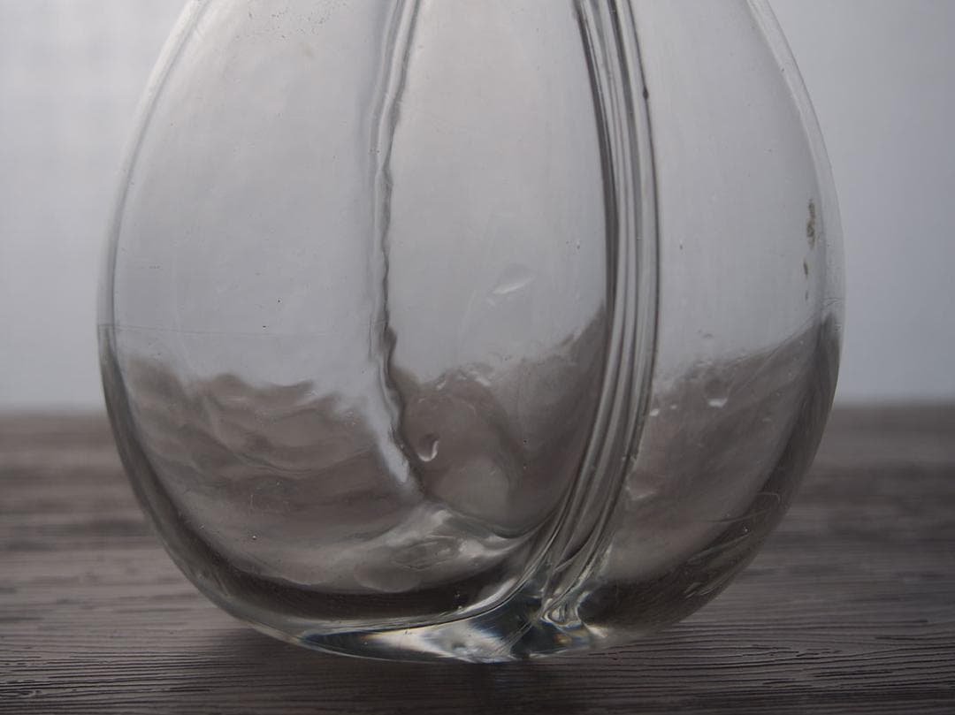 吹きガラスの２輪挿し ゆらゆらガラス ガラスボトル 古道具 硝子/K413