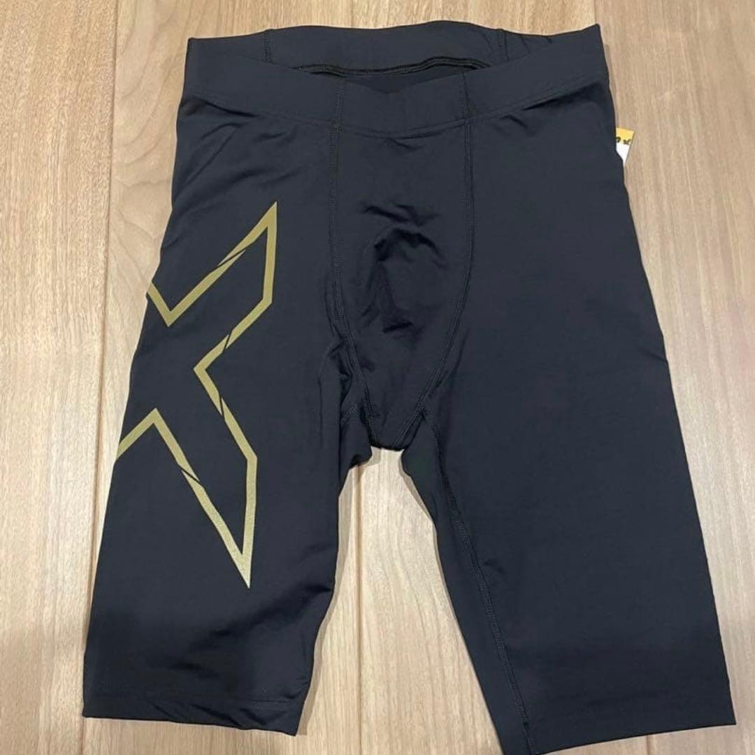 2XU ハーフタイツ