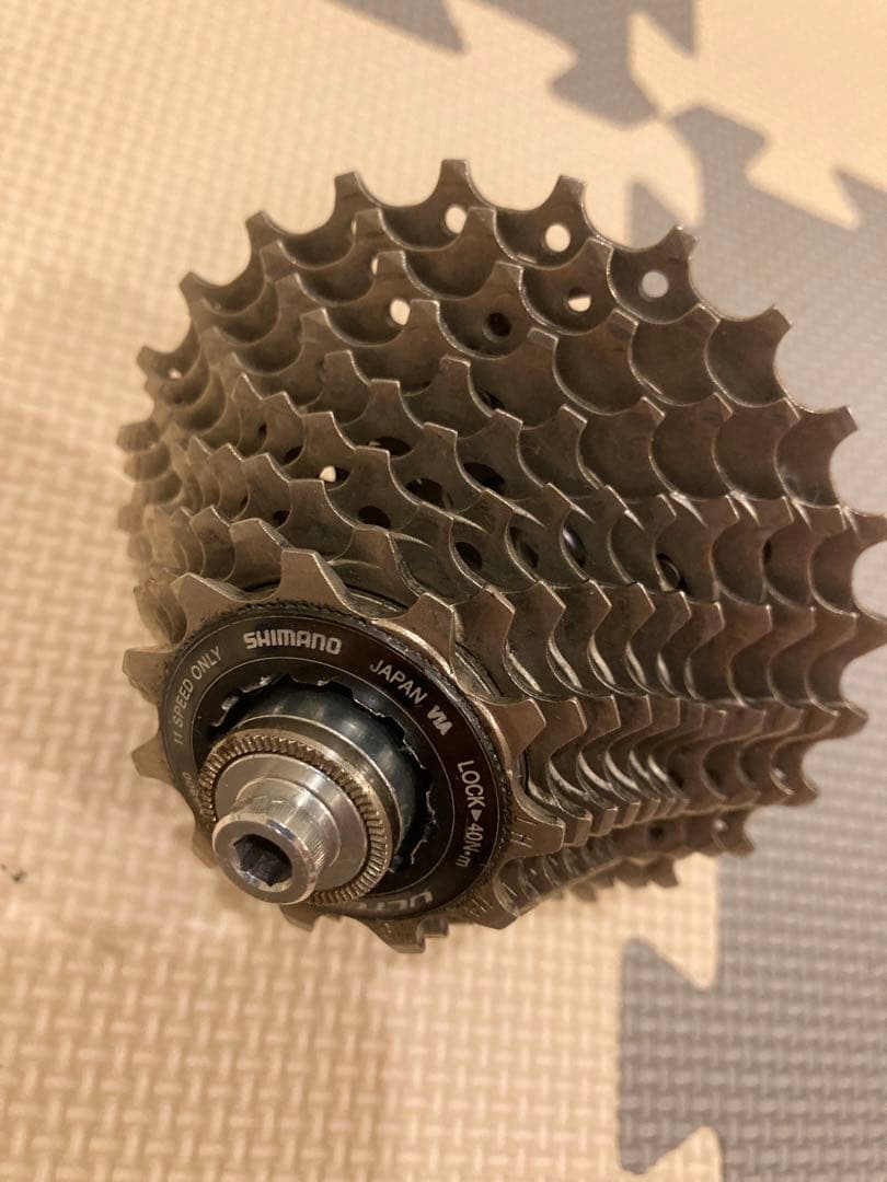 ディスクホイール　ピスト　ロード　シャフト　シマノ　アルテグラ　スプロケット