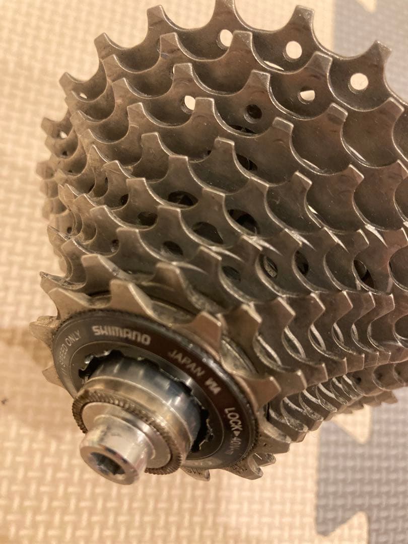 ディスクホイール　ピスト　ロード　シャフト　シマノ　アルテグラ　スプロケット