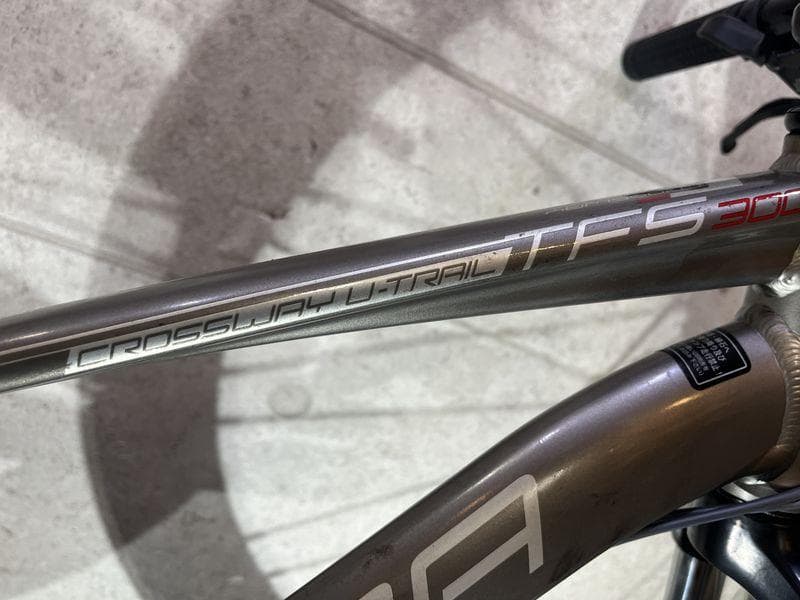 MERIDA　TFS 300 CROSSWAY ディスク　2013年