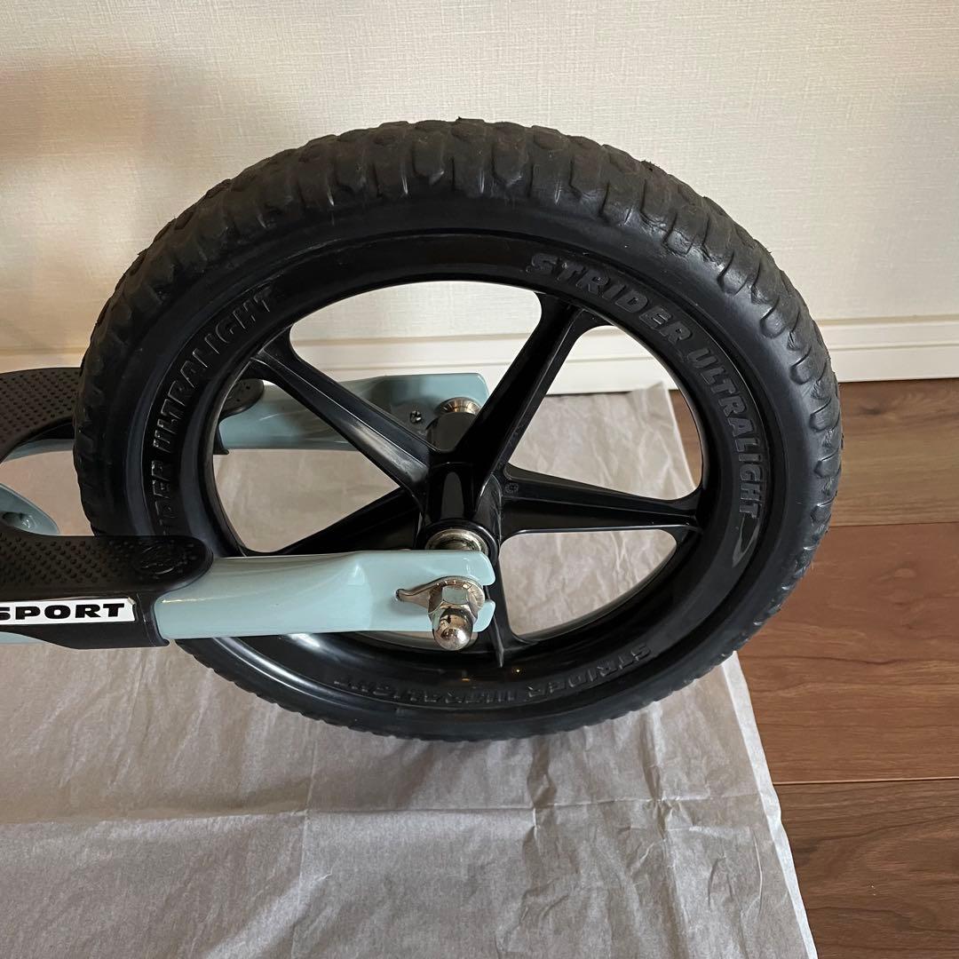 ストライダー　アイスブルー