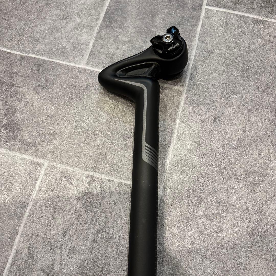 SPECIALIZED S-WORKS CG-Rカーボンシートポスト Φ27.2